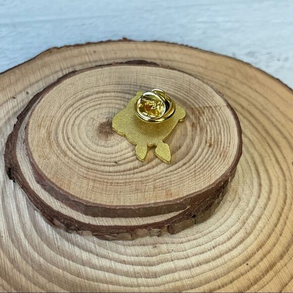 Totoro Enamel Pin/ Brooch Lapel - Picture 6 of 6